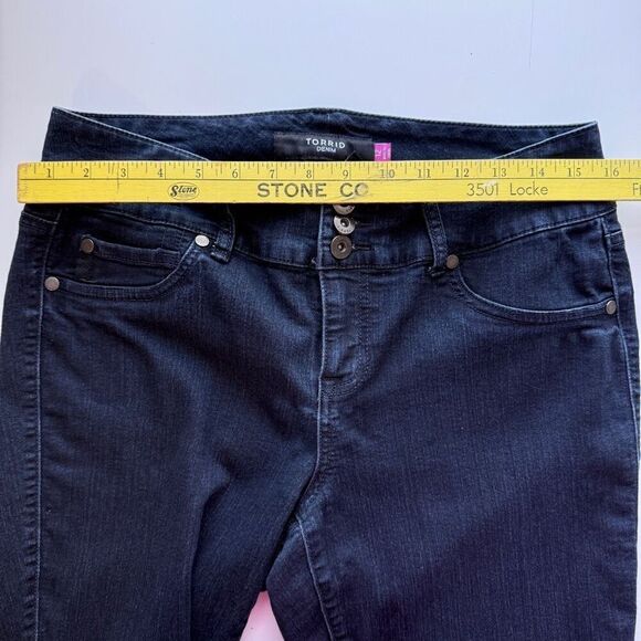 Torrid Straight Leg Skinny Jeans, Dark Wash, Size 12 - Picture 6 of 10
